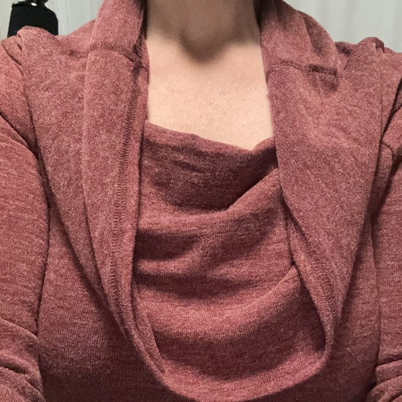 Nitt by Flying Tomato Cowl Neck or Off Shoulder Small - Picture 9 of 10